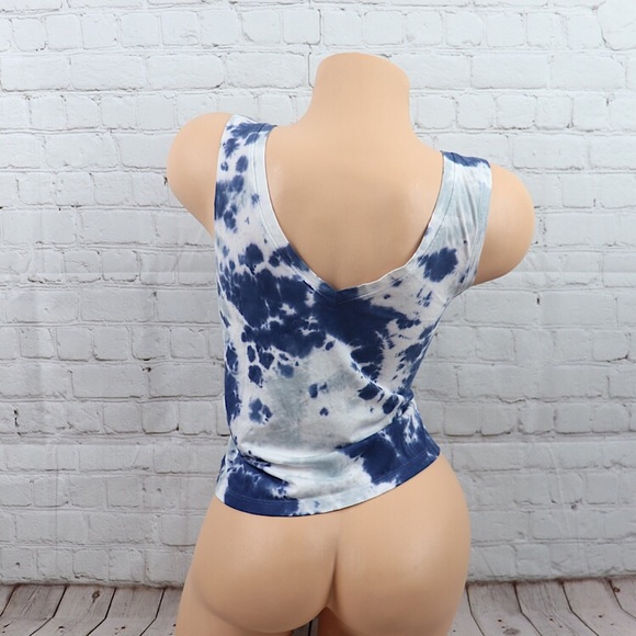 VS Pink Milwaukee Brewers V-Neck Tank Top - Picture 6 of 6